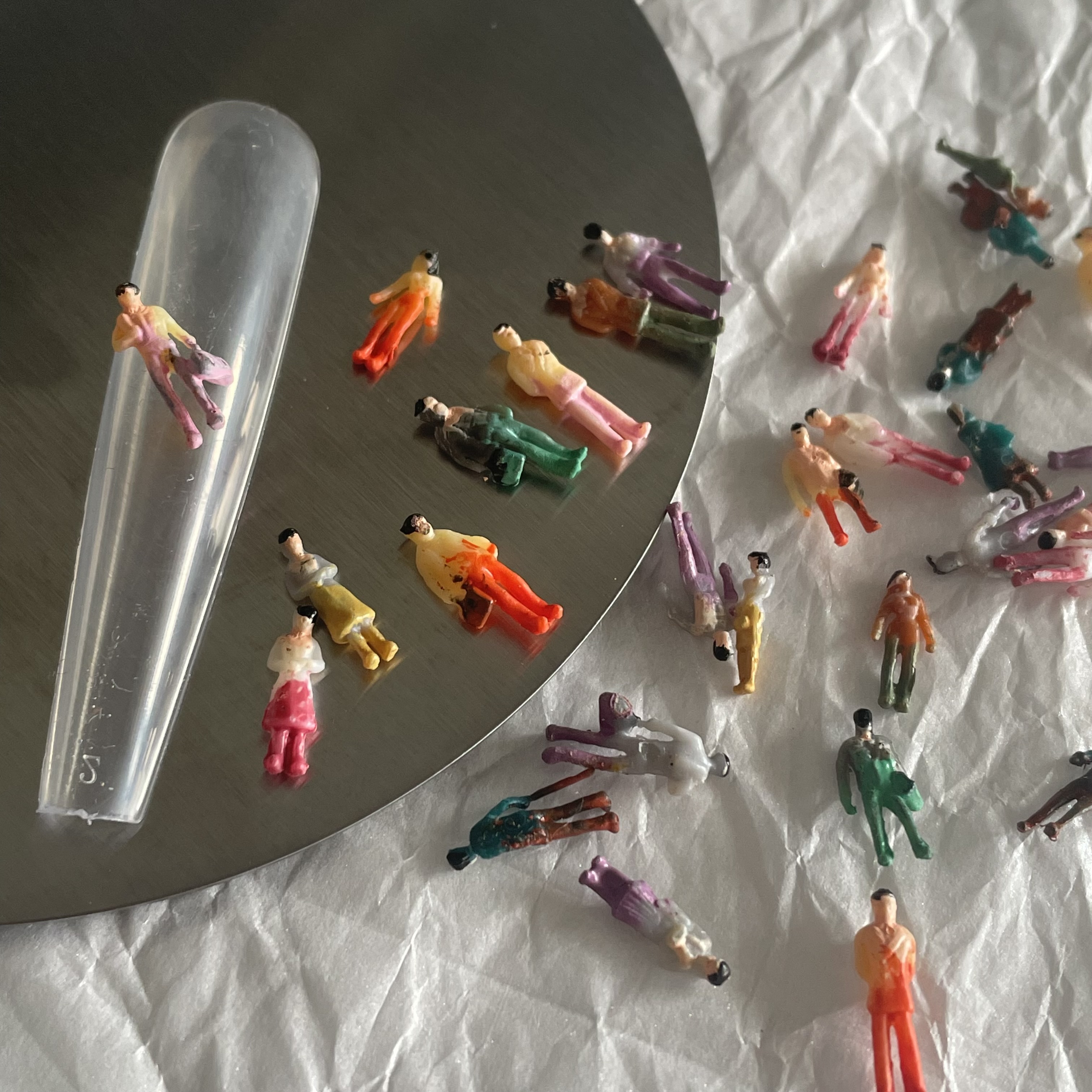 100pcs Wholesale Anime Worker  - Resin Art Design Images recension och pris
