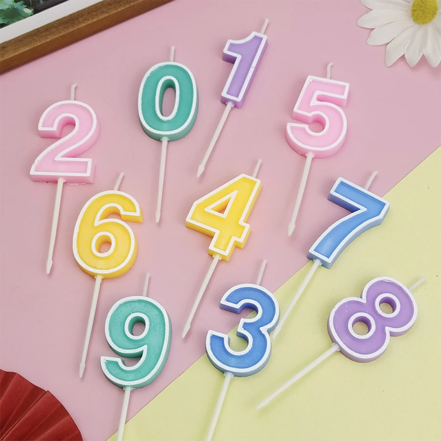 Candy Colored Happy Birthday N - Resin Art Alphabet recension och pris