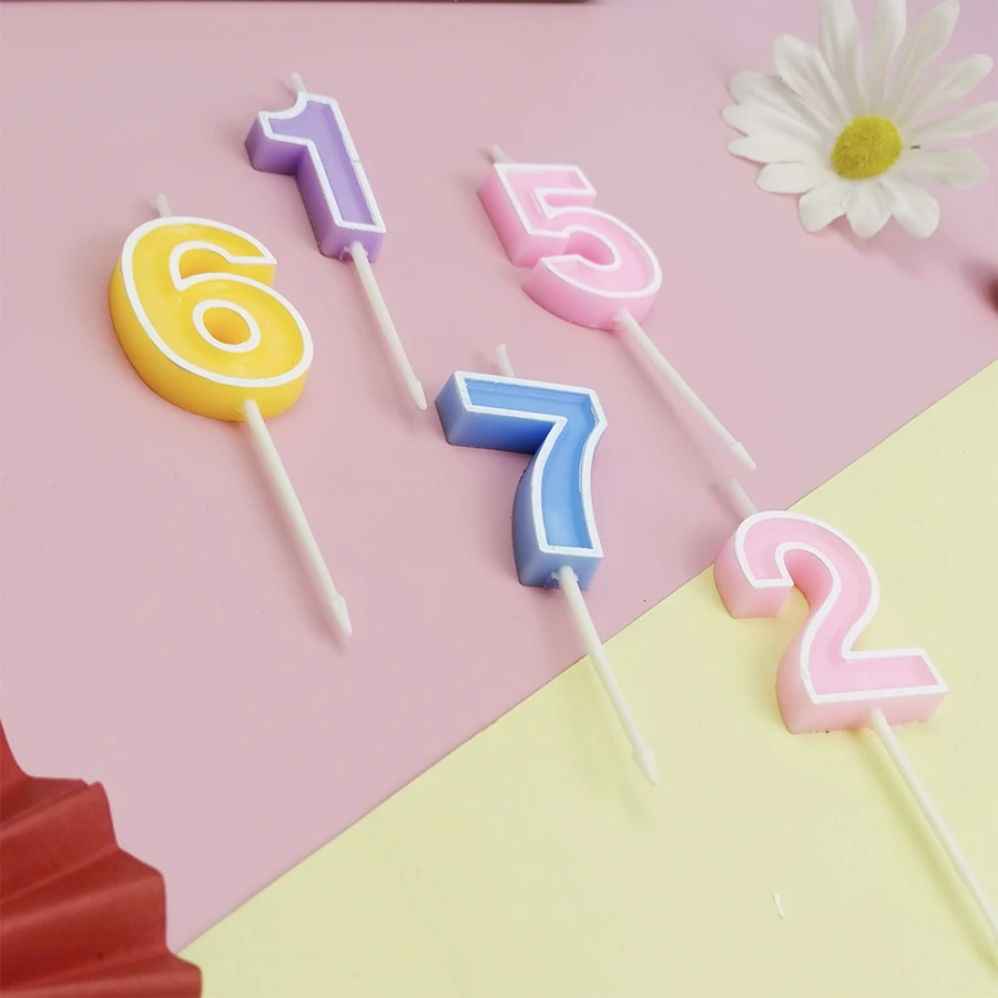 Candy Colored Happy Birthday N - Resin Art Alphabet recension och pris