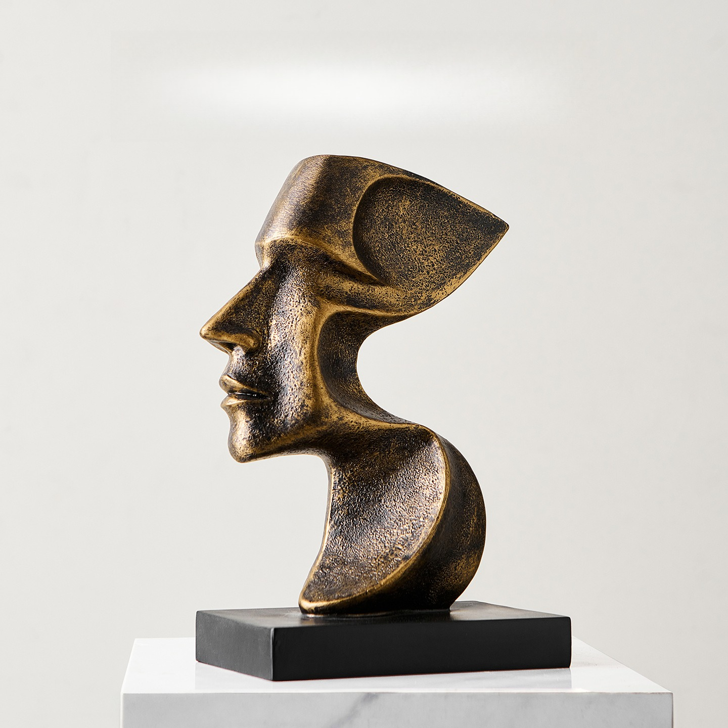 Creative Human Figurine Sculpt - Resin Art Wedding Gift recension och pris